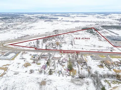 11426 N Mission Road, Clare MI 48617 photo 4
