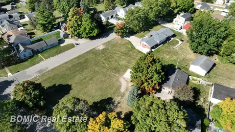 224 Prospect Street, Vassar MI 48768 photo 3