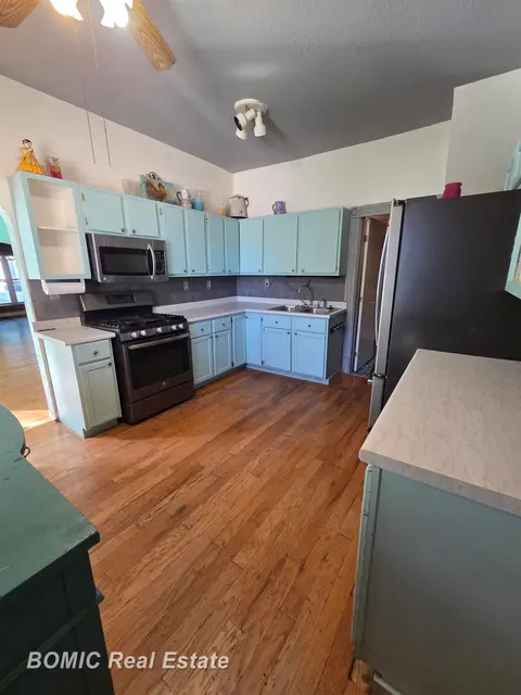 413 Franklin Street, Bay City MI 48708 photo 2