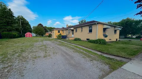 2311 22nd Street, Bay City MI 48708 photo 2