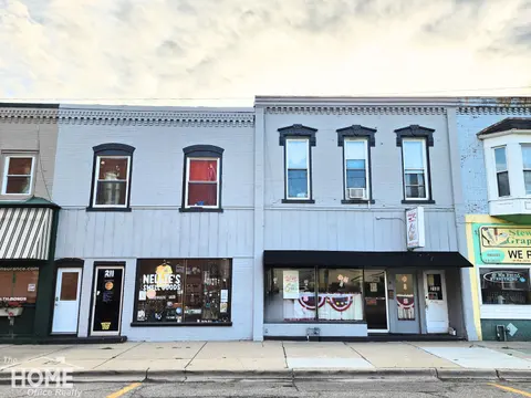 211-213 N Ball Street, Owosso MI 48867 photo 1
