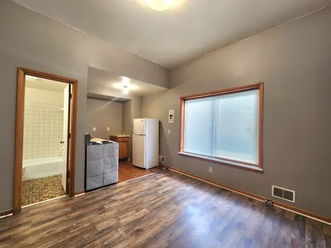 509 Grant 4 Street, Bay City MI 48708 photo 3
