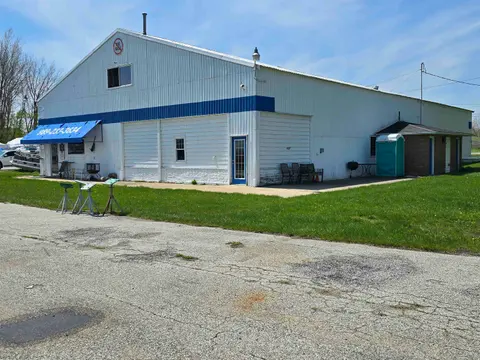 1251 Evergreen Drive, Bay City MI 48708 photo 1