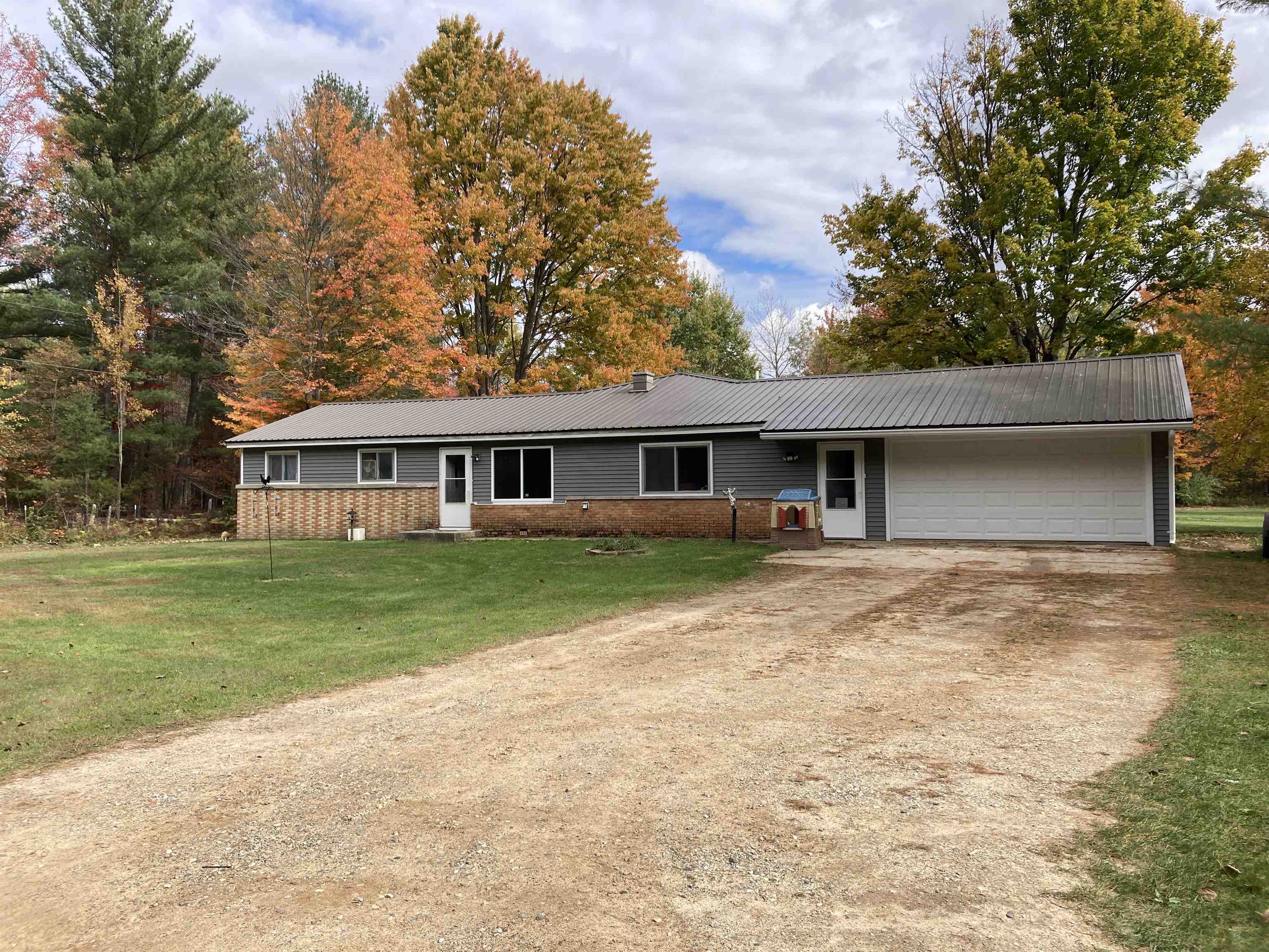 3748 Fitzwater Road, Gladwin MI 48624 photo 1