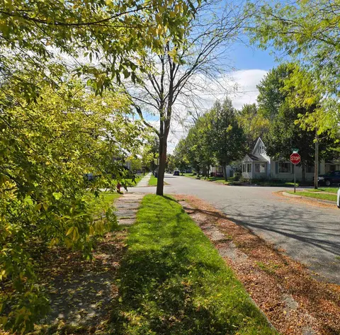 709 Fraser Street, Bay City MI 48708 photo 1
