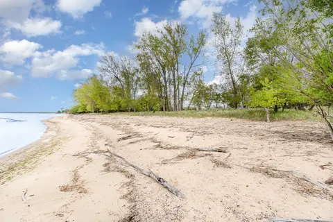 430 Ricoma Beach Road, Bay City MI 48706 photo 5