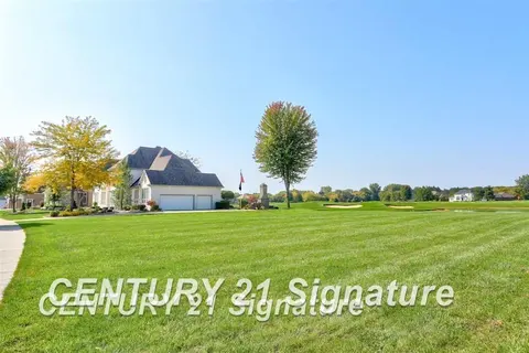 17 E Grove Court, Freeland MI 48623 photo 5
