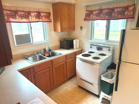 662 Lakeview Drive, Harrison MI 48625 photo 3