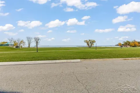 215 Water Street, Harbor Beach MI 48441 photo 2