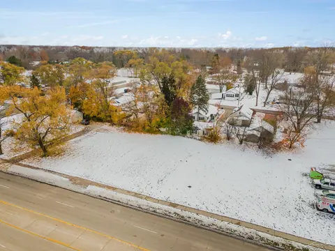 6250 Dixie Highway, Bridgeport MI 48722 photo 3