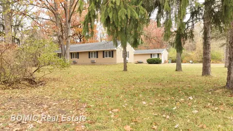 3700 N Saginaw Road, Midland MI 48640 photo 3