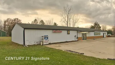 7200 E M-71 Highway, Vernon MI 48476 photo 4