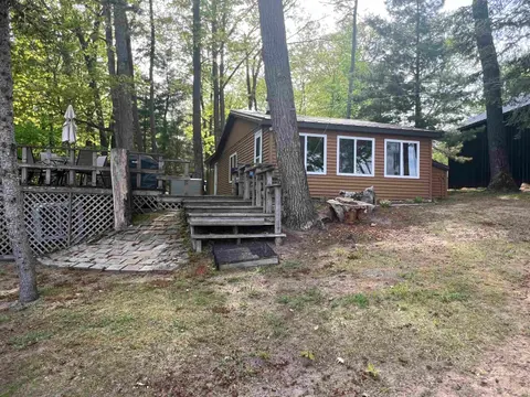 5006 Lake Point Drive, Harrison MI 48625 photo 1