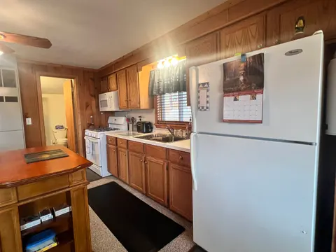 5006 Lake Point Drive, Harrison MI 48625 photo 2