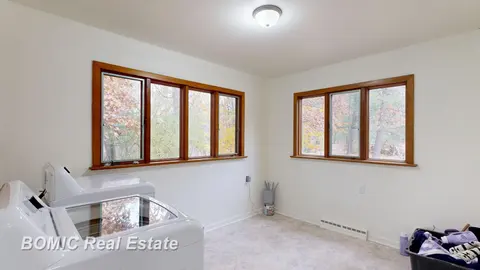 3700 N Saginaw Road, Midland MI 48640 photo 5