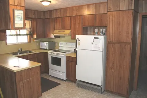 6350 Robin Drive, Harrison MI 48625 photo 3