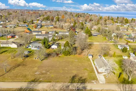 000 Sunset Boulevard, Lexington MI 48450 photo 3