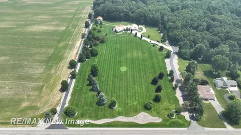 1134 N Graham Road, Saginaw MI 48609 photo 3