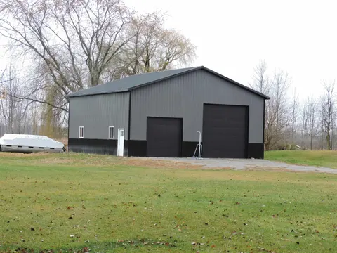3178 E Wirbel Road, Pinconning MI 48650 photo 1