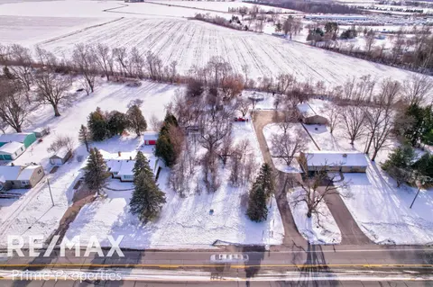 9560 Birch Run Road, Birch Run MI 48415 photo 4