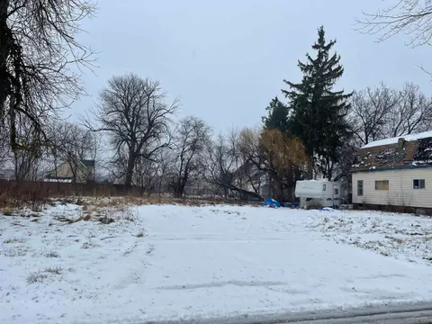 1339 Mott Street, Saginaw MI 48601 photo 3