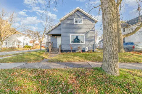 1201 Stanton Street, Bay City MI 48708 photo 2