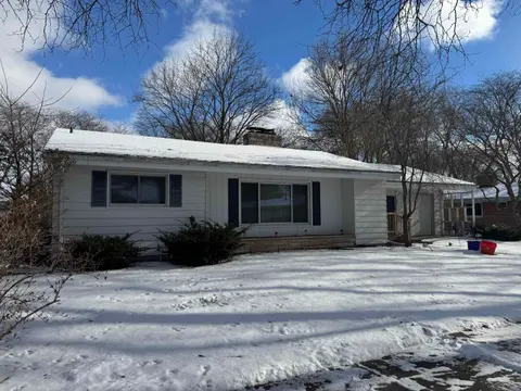 1030 Elmdale Drive, Saginaw MI 48602 photo 2
