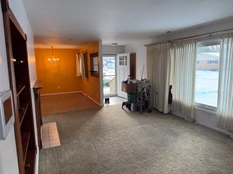 1030 Elmdale Drive, Saginaw MI 48602 photo 3