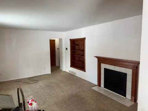 1030 Elmdale Drive, Saginaw MI 48602 photo 4