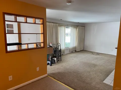 1030 Elmdale Drive, Saginaw MI 48602 photo 5