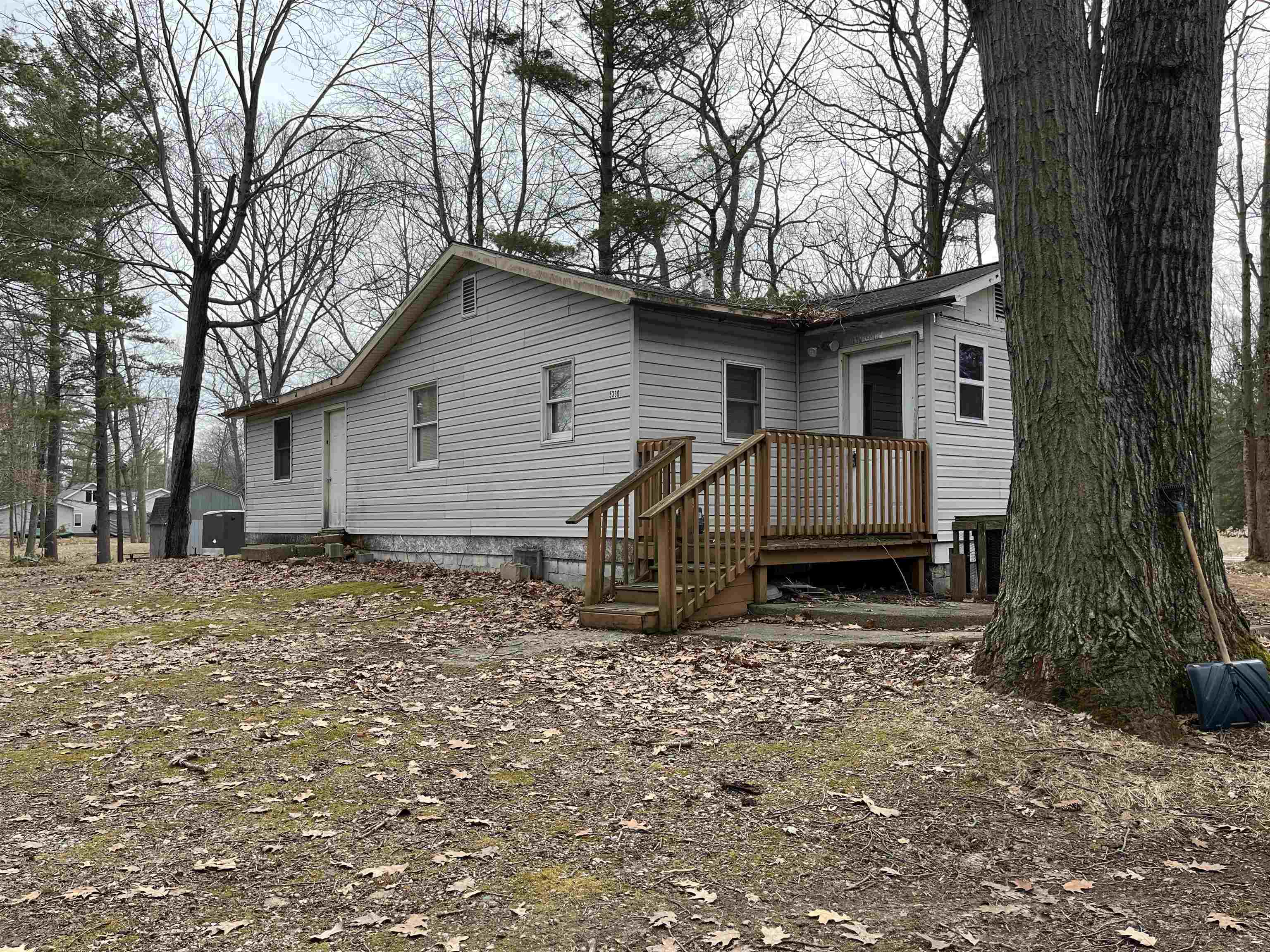 5330 E 11th Street, Au Gres MI 48703 photo 1