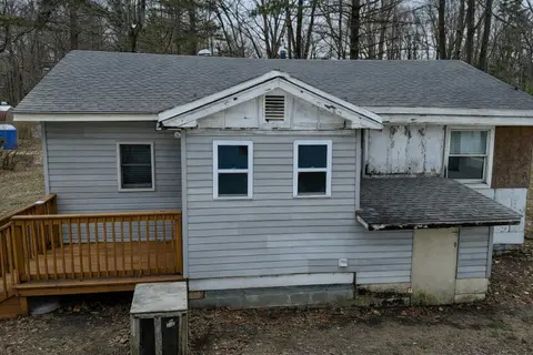 5330 E 11th Street, Au Gres MI 48703 photo 2