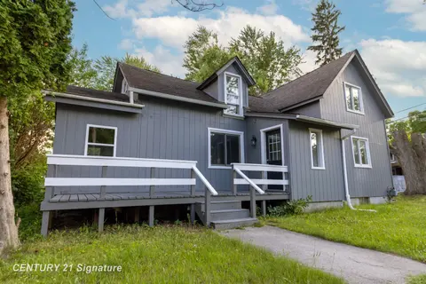 611 W 2nd Street, Pinconning MI 48650 photo 2