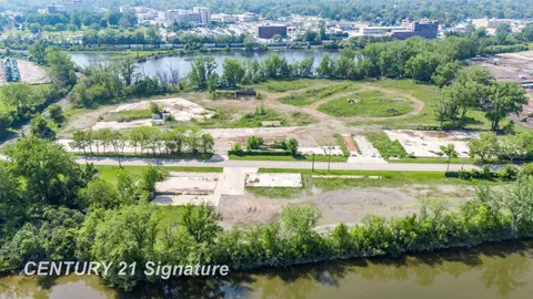 1445 N Niagara Street, Saginaw MI 48602 photo 3