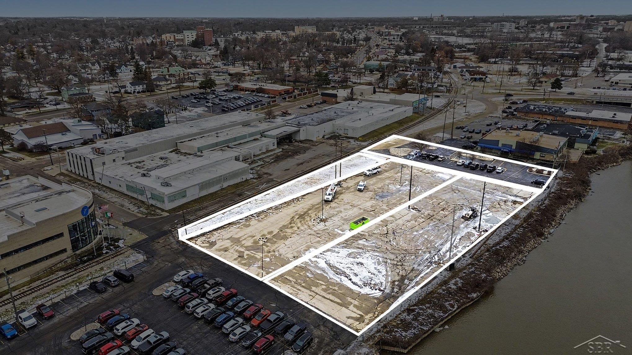 916 N Niagara Street, Saginaw MI 48602 photo 1
