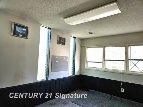 3239 Christy Way Street, Saginaw MI 48603 photo 3