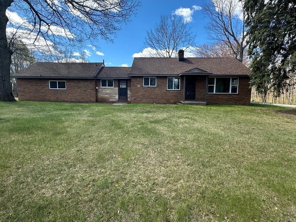 5020 E Arnold Lake Road, Harrison MI 48625 photo 1