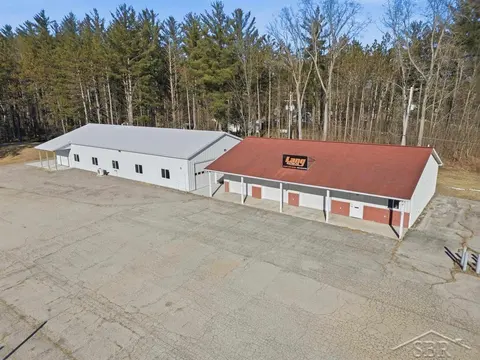 3331 N M18 Highway, Beaverton MI 48612 photo 1