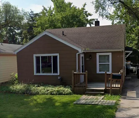 1907 Morgan Street, Saginaw MI 48602 photo 1