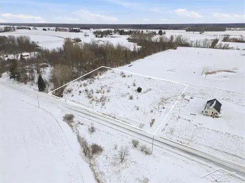 5120 N Five Mile Road, Hope MI 48628 photo 2