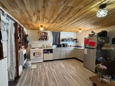 212 W Park Road, Harrison MI 48625 photo 3