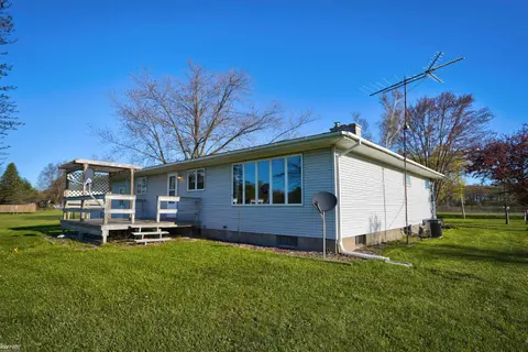 2209 Conrad Road, Standish MI 48658-9136 photo 4