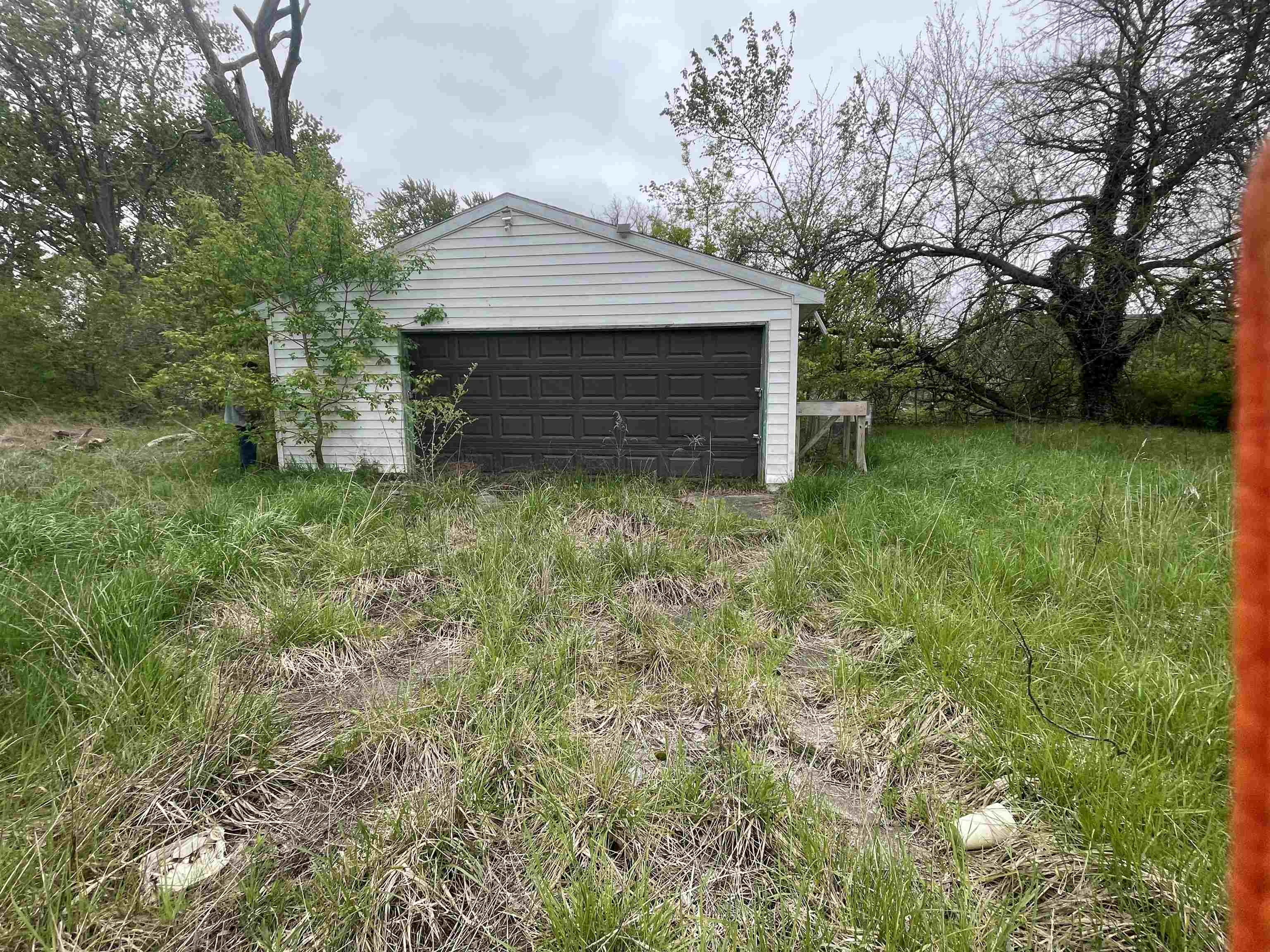 2116 Annesley St Street, Saginaw MI 48601 photo 1