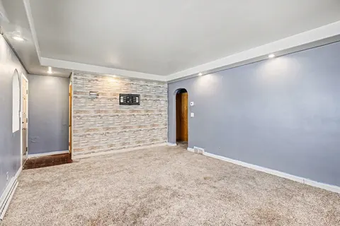 705 S Hampton Street, Bay City MI 48708 photo 5