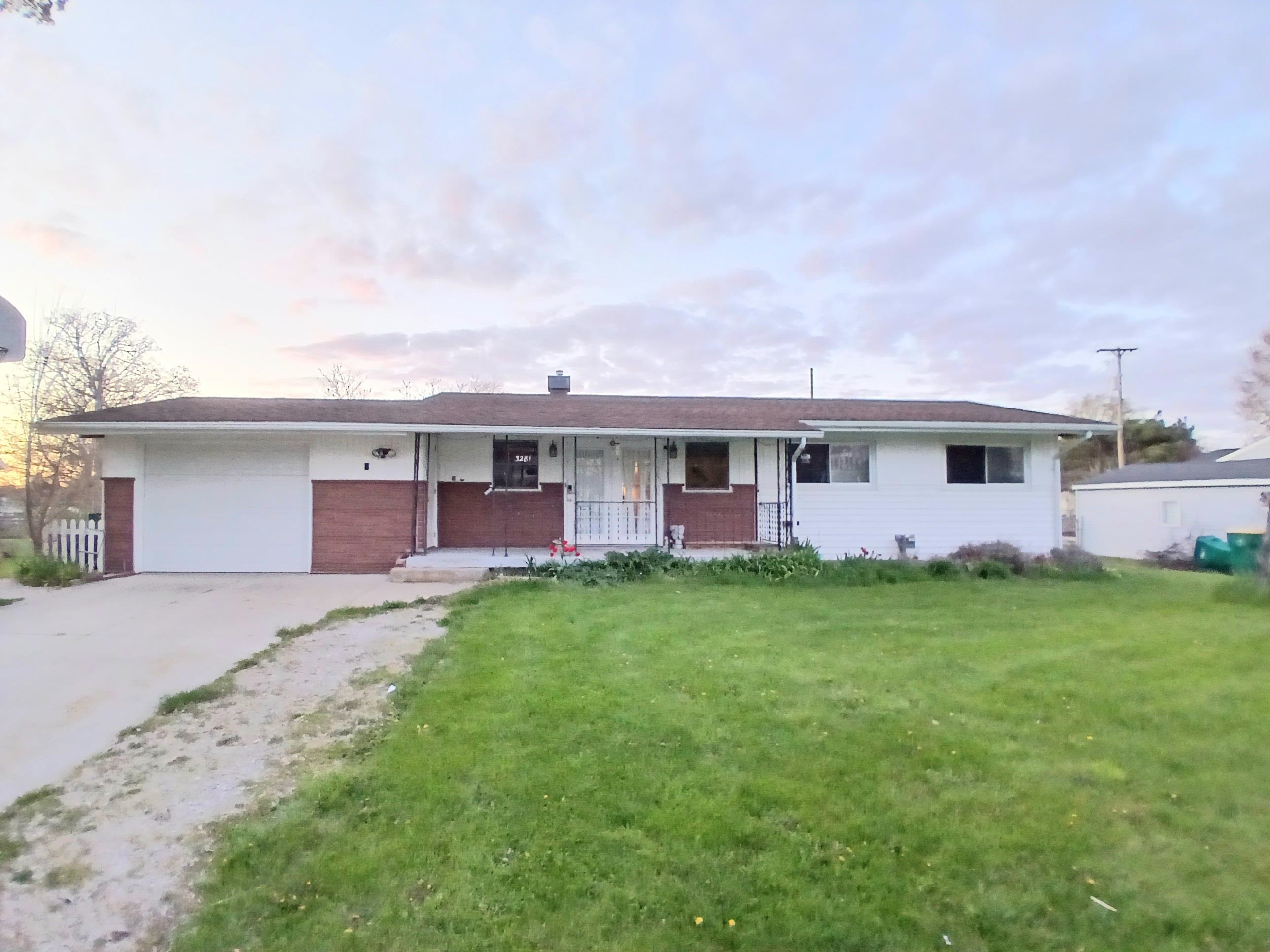 3281 Broadmore Drive, Bay City MI 48706 photo 1