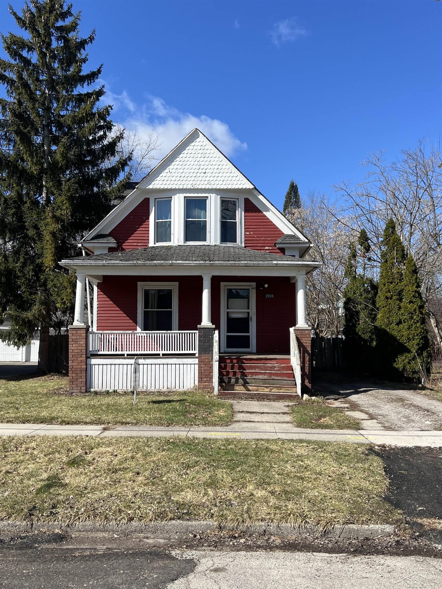2015 Stark Street, Saginaw MI 48602 photo 1