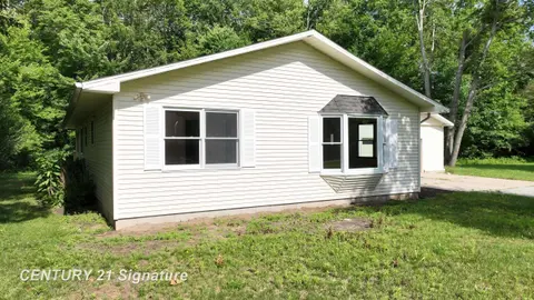 10293 Carr Road, Saint Charles MI 48655-8627 photo 4