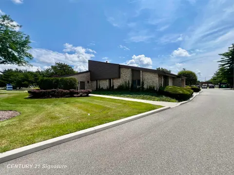 5605 N Colony Drive, Saginaw MI 48638 photo 3