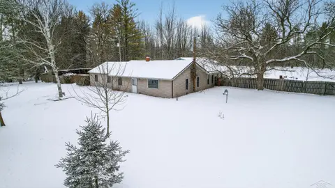 3636 E Nielson Road, Coleman MI 48618 home for sale