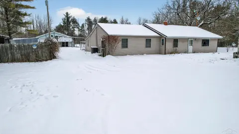3636 E Nielson Road, Coleman MI 48618 photo 2